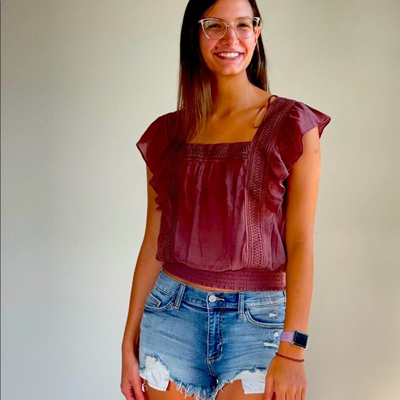 Boxy Neckline Resort Top - Picture 4 of 4